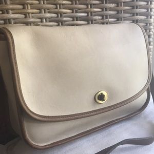 Coach cream leather purse vintage  bohemian vintage